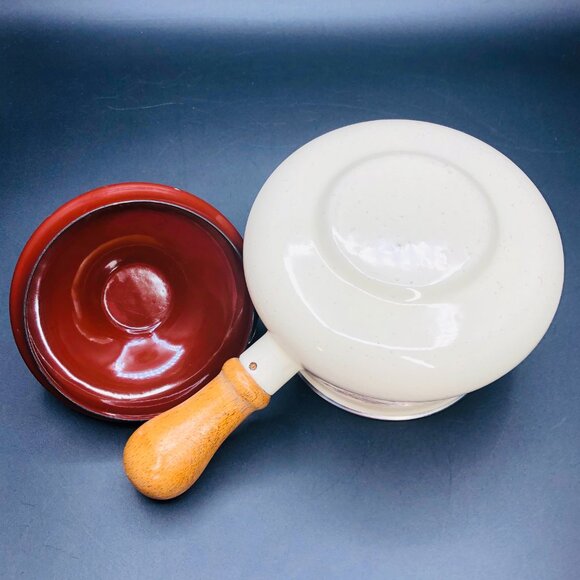 70s Valencia Enamel Fondue Pot with Brown Lid Orange Poppies Wood Knob Handle - Picture 7 of 10